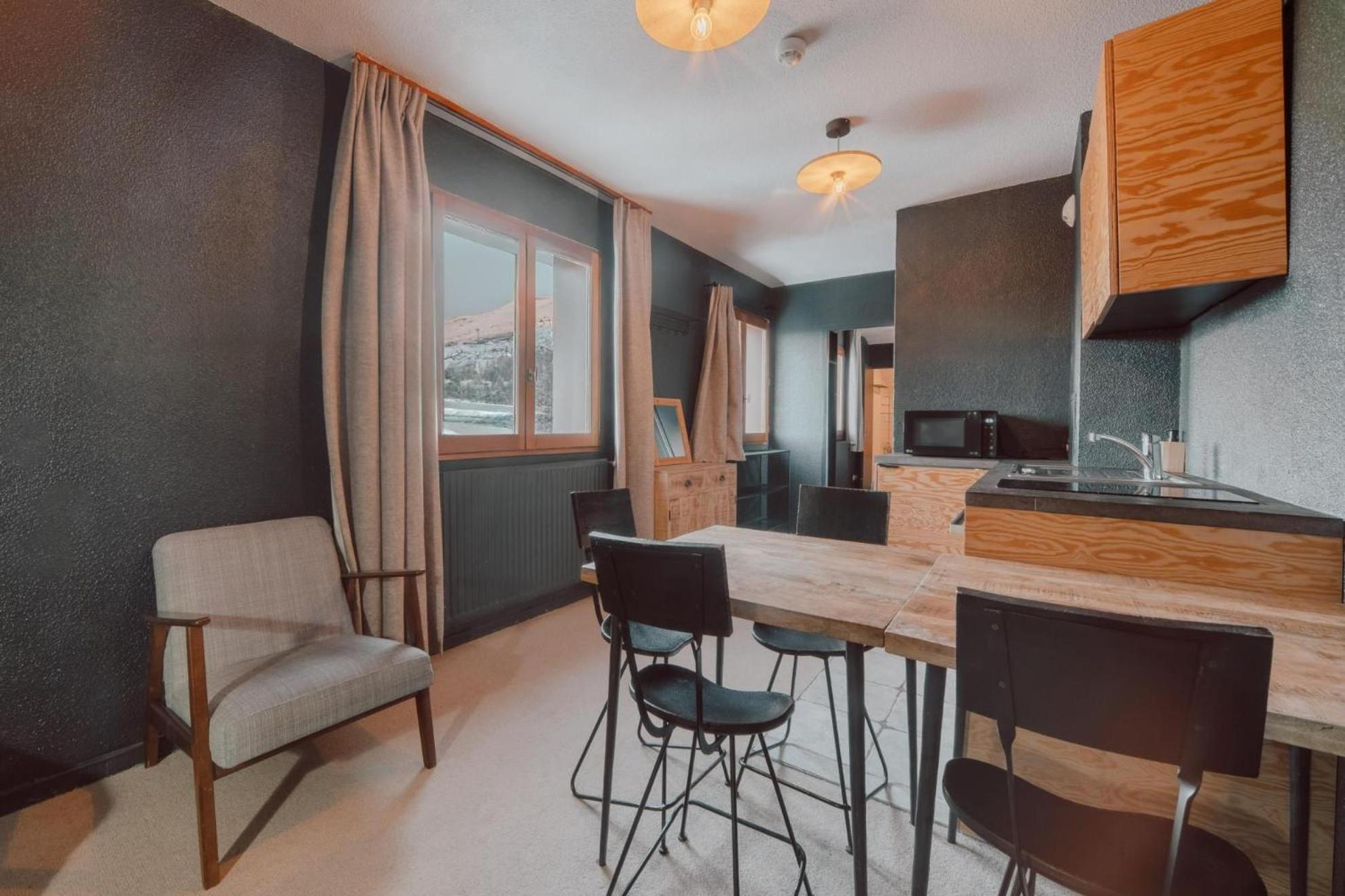Alpeen Hotel แซ็ง-มาร์แต็ง-เดอ-แบลวีย์ ห้อง รูปภาพ