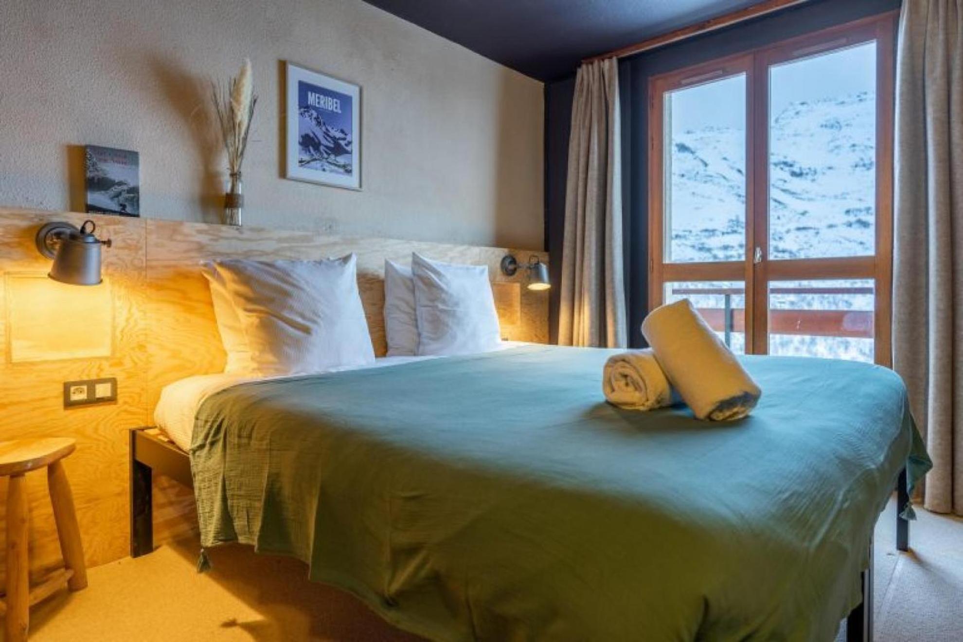 Alpeen Hotel แซ็ง-มาร์แต็ง-เดอ-แบลวีย์ ภายนอก รูปภาพ