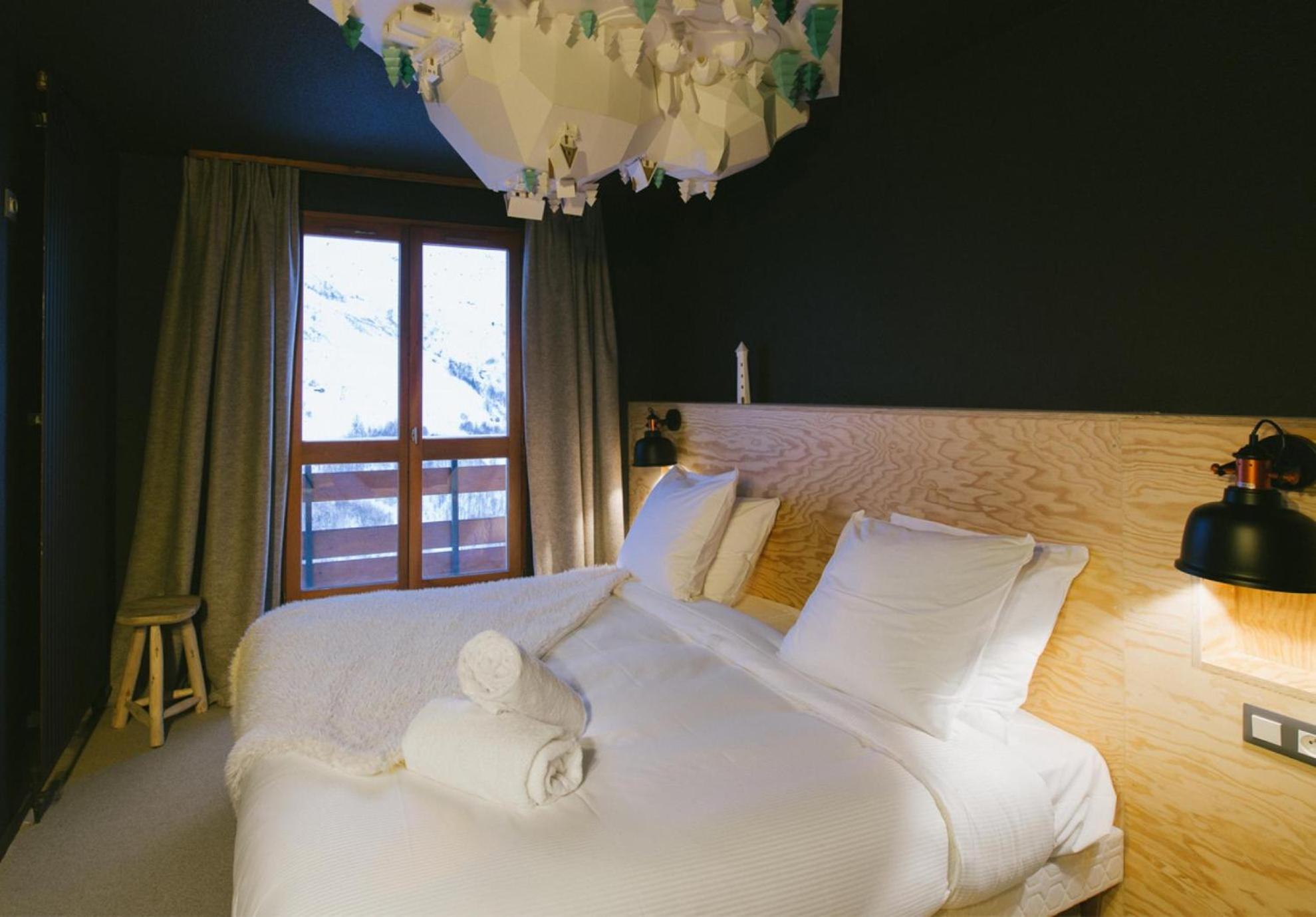 Alpeen Hotel แซ็ง-มาร์แต็ง-เดอ-แบลวีย์ ห้อง รูปภาพ